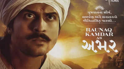 Raunaq Kamdar unveils character look as Amar in 'Kasoombo'