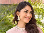 Mrunal Thakur shares fan-girl moment with 'Harry Potter' star Daniel Radcliffe in New York
