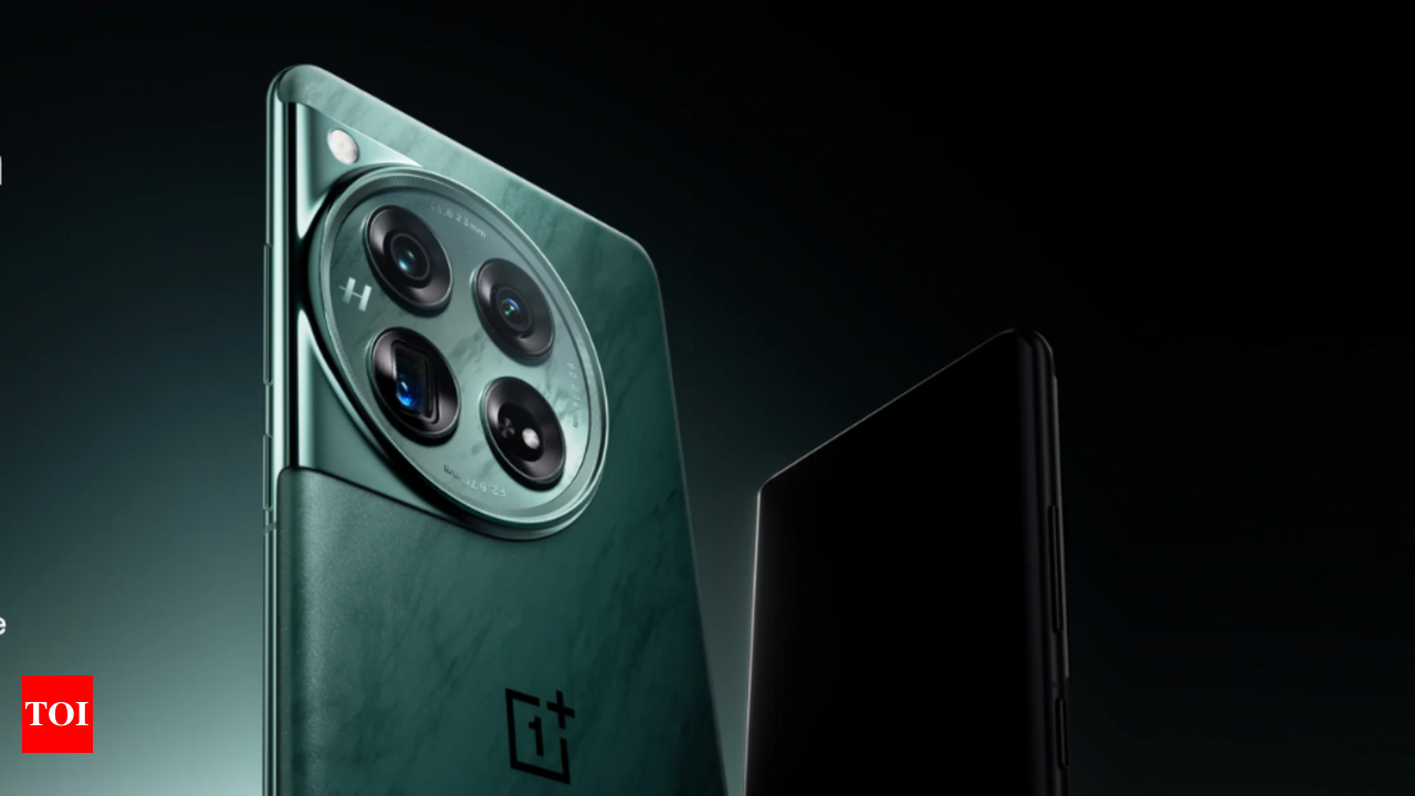 OnePlus 12, OnePlus 12R set to launch in India on January 23: Expected  price, specs, more - BusinessToday