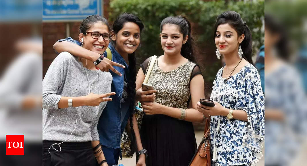 IIT students get 200 offers in first 10 days of placement drive