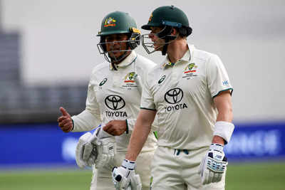 Australia seize control in first Test against Pakistan as Lyon nears milestone