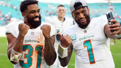 NFL Roundup: Miami Dolphins blank New York Jets 30-0 with Mostert's stellar performance