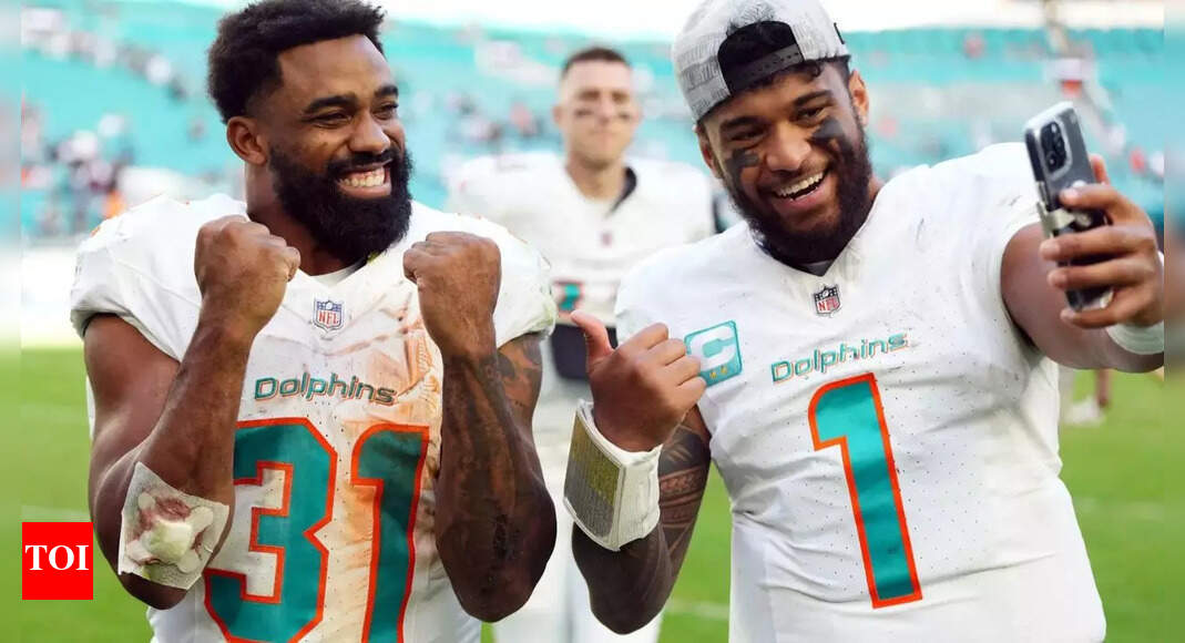 NFL Roundup: Miami Dolphins blank New York Jets 30-0 with Mostert's stellar performance