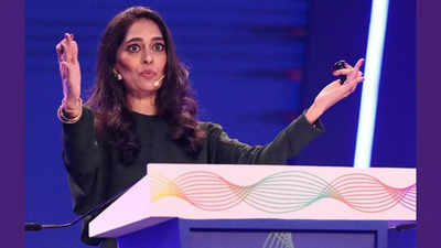 All About Mallika Sagar: The First Female Auctioneer In The History Of ...