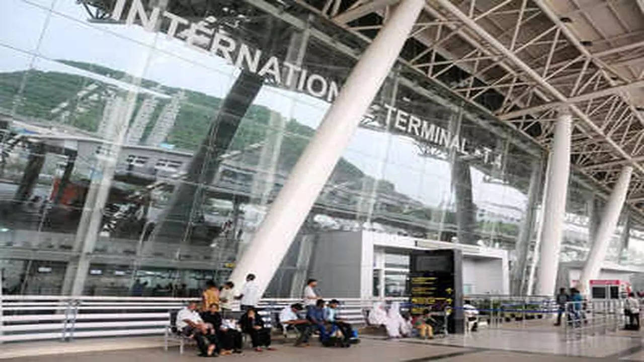 Foreign currencies worth Rs 65 lakh seized from two passengers at Chennai  airport | Chennai News - Times of India