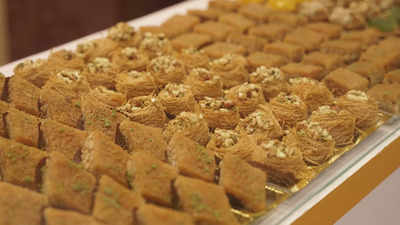 Kolkata gets a taste of the best sweet and savouries