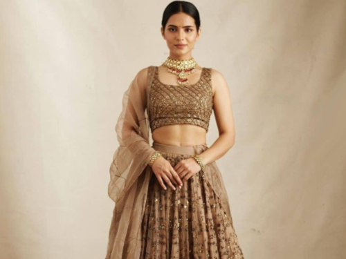 12 Lehenga Wearing Mistakes to Avoid & Say Bye to Epic Fails