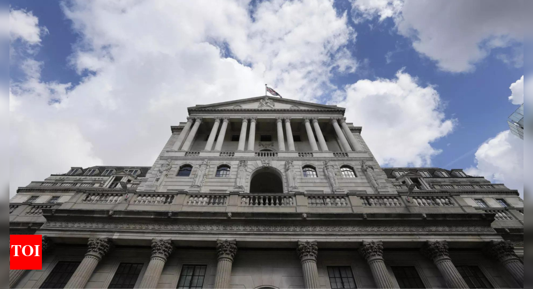 UK inflation falls by more than anticipated to 2-year low of 3.9 per cent in November – Times of India