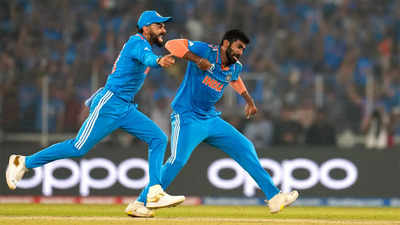 'Kohli Rs 42 cr, Bumrah 35 cr': Former India opener says Starc, Cummins' record-breaking deals unfair to Indian stars