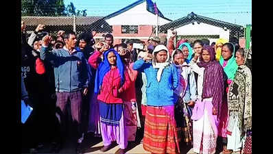Bordubi tea workers lock down garden over various demands