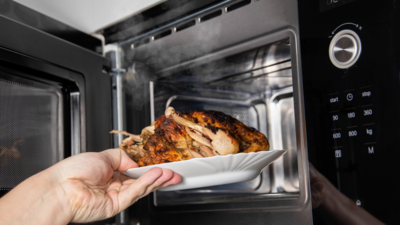 Do More Than Just Re-Heating Food With Convection Microwave Ovens