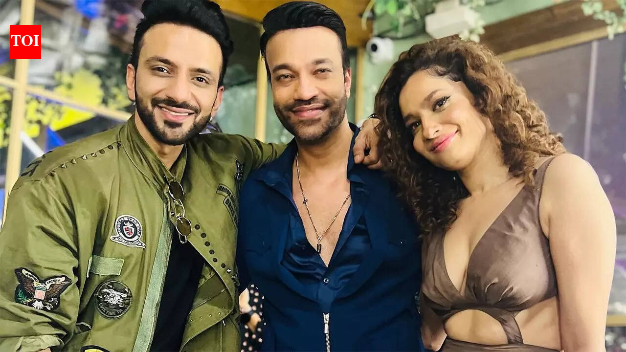 Ali Merchant shares a heartfelt message of support for friends Vicky ...