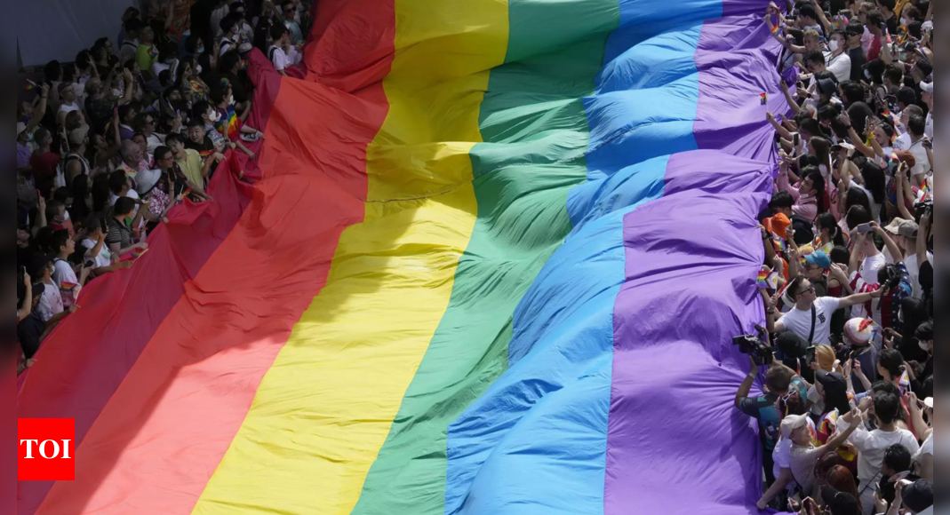 Les législateurs thaïlandais donnent leur accord initial au mariage homosexuel