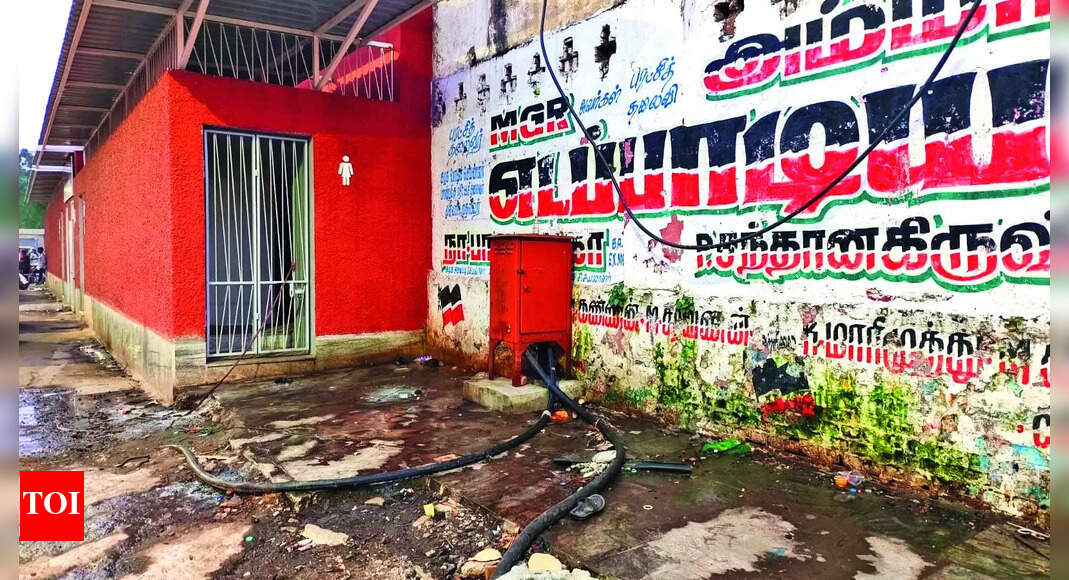 Wall Tax Road Wall Tax Road A New Toilet Complex in Chennai Chennai News Times of India