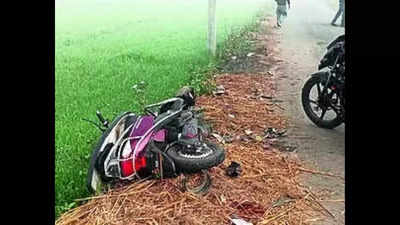 2 siblings on way to school crushed by school bus in UP's Shahjahanpur