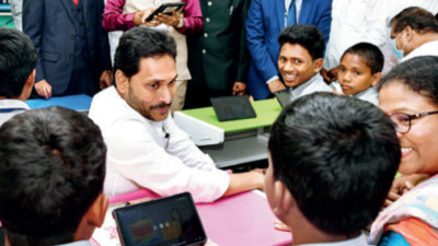 Jagan distributes tabs to students on his birthday