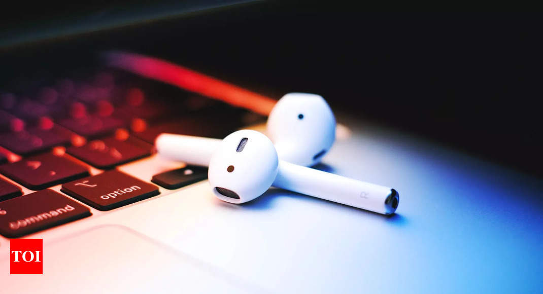 How to connect two headphones simultaneously with a Mac Times of