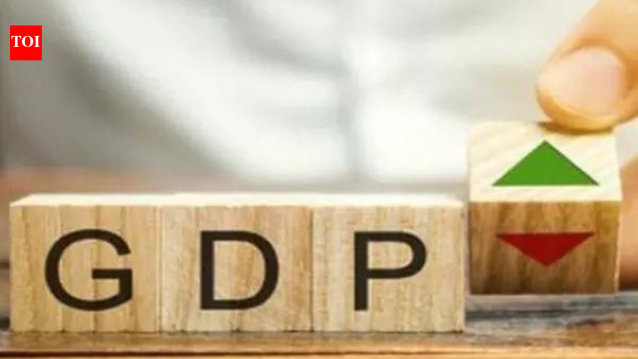 UK economy shrinks in Q3, raising recession risk - The Times of India