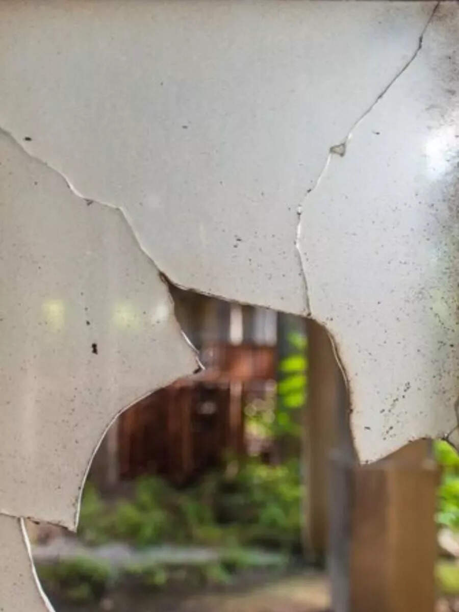 Is Breaking Of Glass Good or Bad As Per Astrology? Astrologer Explains