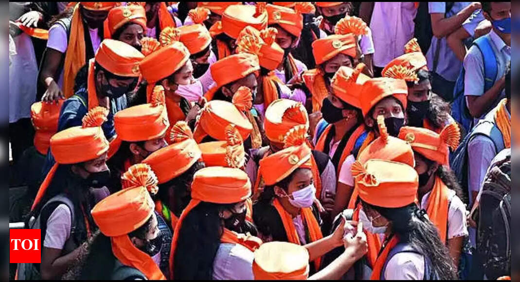 timesofindia.indiatimes.com