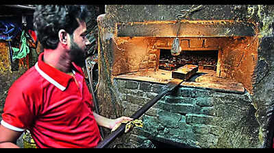 32 bakeries continue to whip out cakes from wood-fired ovens