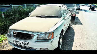 ‘Remove abandoned vehicles’: Dada Bhuse tells NMC & cops