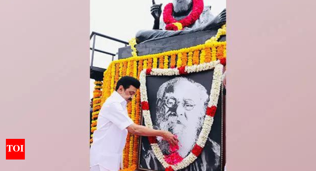 Tamil Nadu CM Stalin: Tamil Nadu CM Stalin pays tribute to Periyar on ...