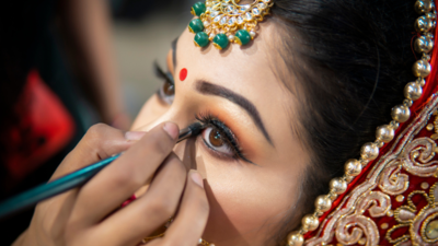 Must try makeup trends for this wedding season
