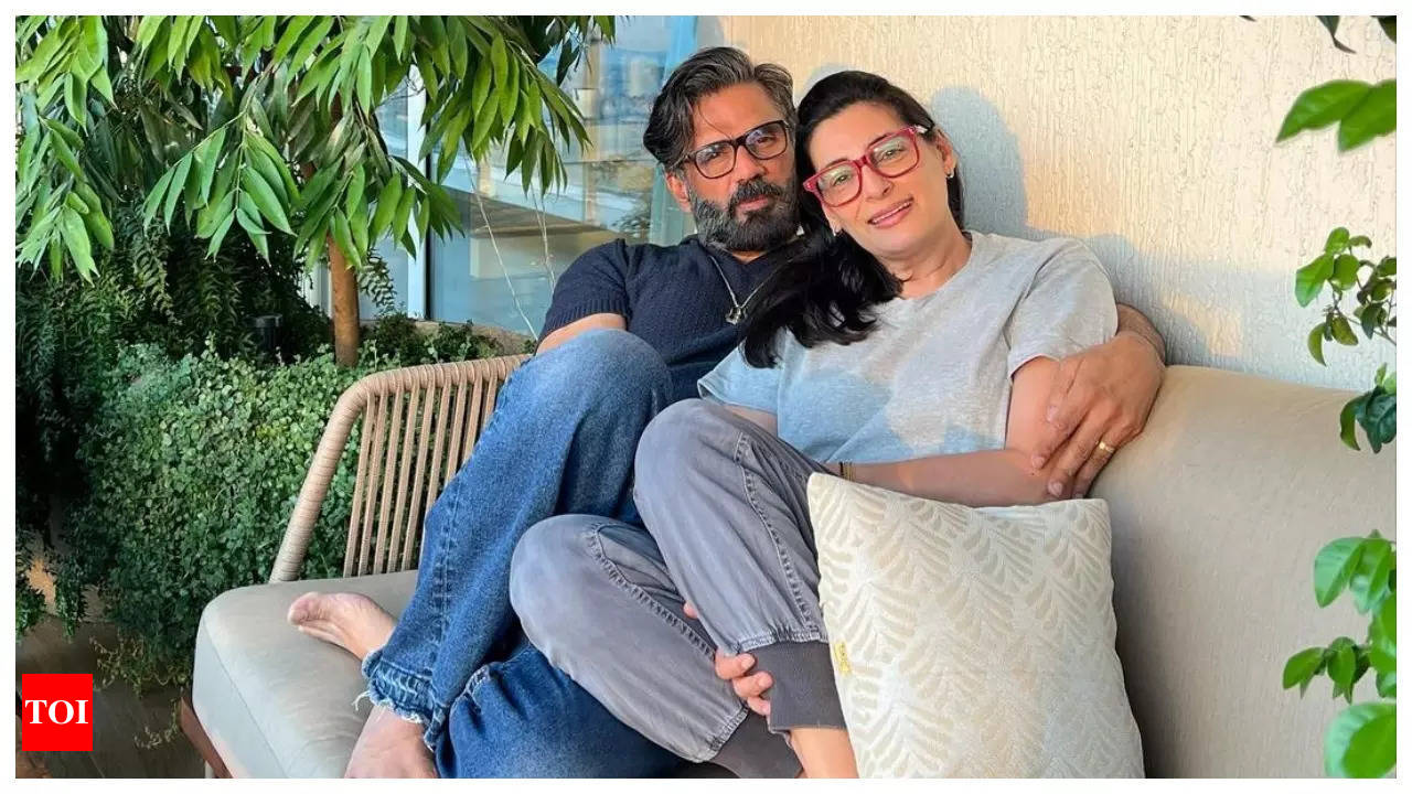 Suniel Shetty wishes wife Mana Shetty on their 41st wedding anniversary;  Athiya Shetty, Mahima Chaudhry REACT - See photo | Hindi Movie News - Times  of India