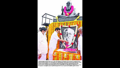 Periyar: Leaders Pay Tribute To Periyar On His 50th Death Anniversary ...