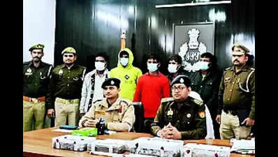 Gang Targeting Temples: Gang Targeting Temples For Theft Busted, 5 Held ...