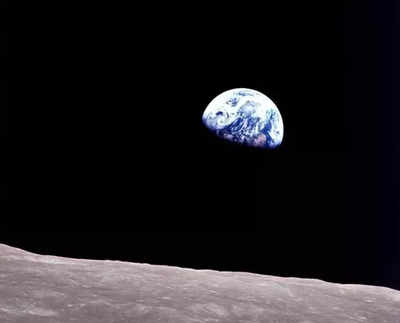 Christmas eve 1968: NASA astronauts transcend turmoil with a timeless message