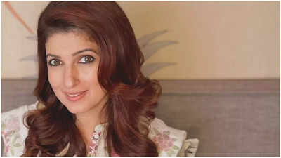Twinkle Khanna reveals she was starving, and survived only on roasted gram while filming the song 'Mohabbat Ho Gayee' from 'Baadshah' with Shah Rukh Khan