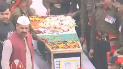 Naik -Karan Kumar Yadav, martyr in Rajouri Poonch attack consigned to flames with full state honours at Bithoor Ghat