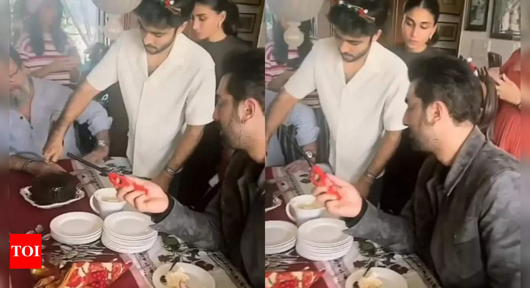 Ranbir Kapoor cuts Christmas cake while saying ‘Jai Mata Di’, netizens react – WATCH video | Hindi Movie News