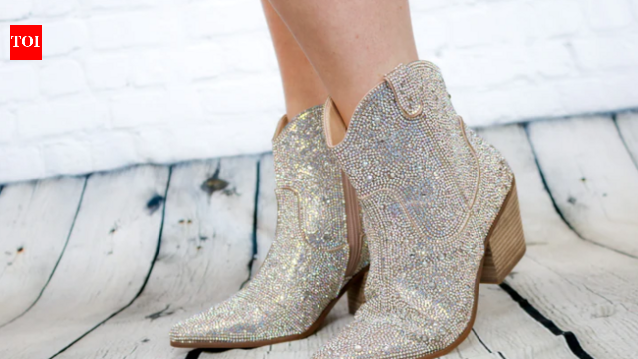 Rhinestone Boots For Women: Rhinestone Boots For Women for that Touch ...