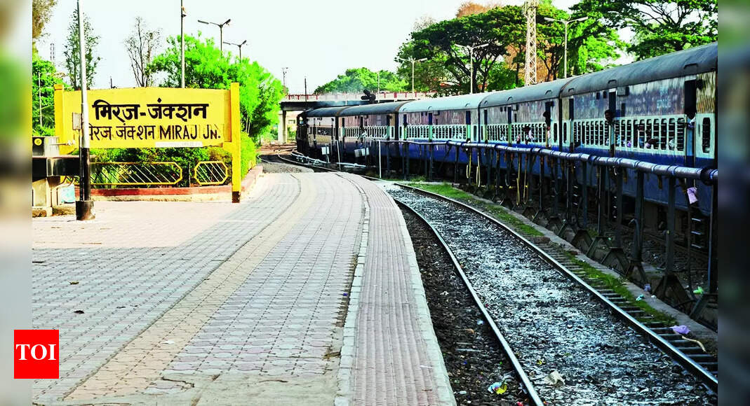 Central Railway Cancels 8 Trains, Inconveniences Passengers During ...