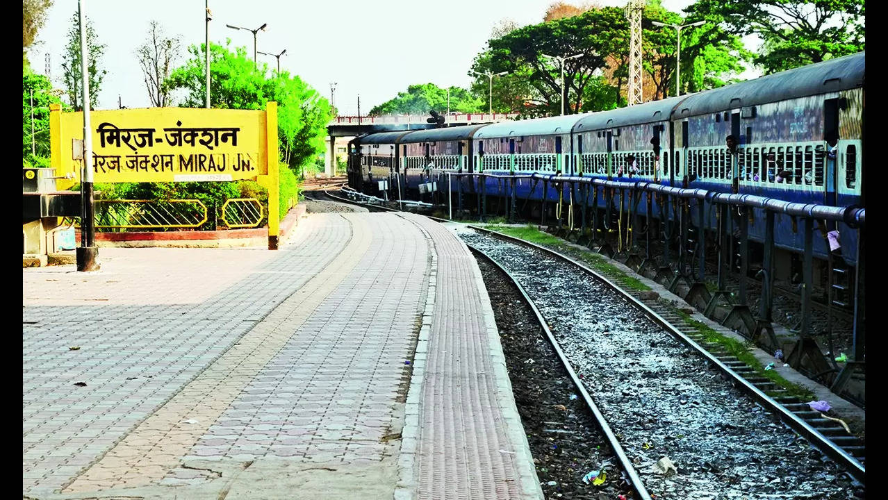 Trains Cancelled: Central Railway Cancels 8 Trains