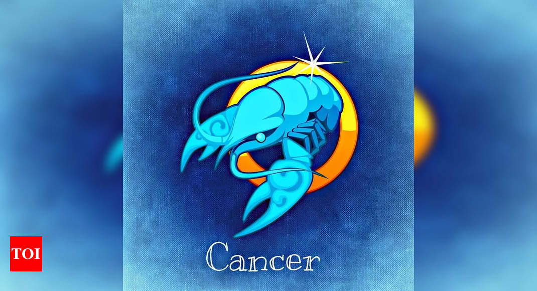 Cancer Monthly Horoscope January 2024 Assert Yourself For Career   Photo 