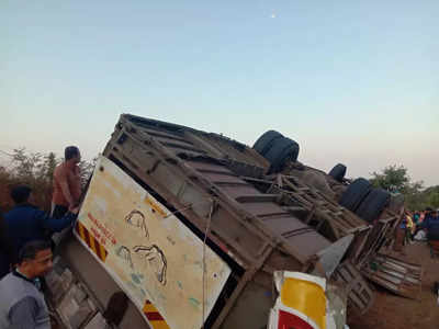 Travels bus mishap in Raigad, 2 women dead, 55 passengers injured