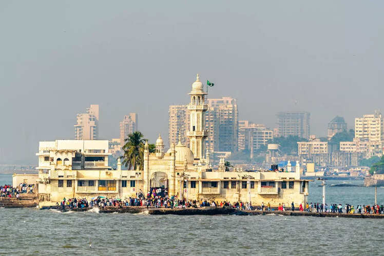 Haji Ali Dargah Artifacts