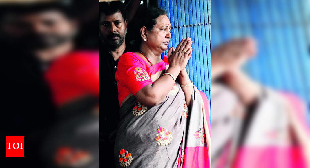 Premalatha: Premalatha urges government to build memorial for ...
