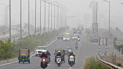 Low visibility in Patna: Two flights cancelled, 12 delayed