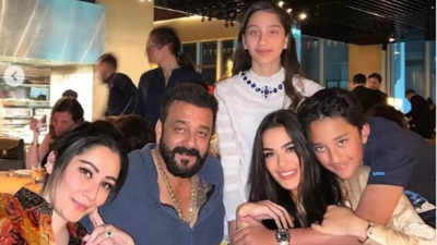Trishala Dutt shares pre-New Year's celebration sneak-peek with father Sanjay Dutt and Maanayata in Dubai, see pics!