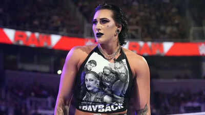 WWE star fires hilarious shots at Rhea Ripley over gym visit | WWE ...
