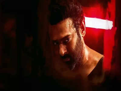 "While I decide fate...": Prabhas sends New Year wishes to his "darlings" in 'Salaar' style