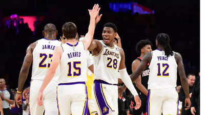 Los Angeles Lakers and Miami Heat meet while dealing with injury bug