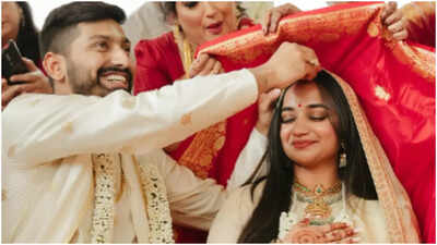 Actress Apoorva Bose ties the knot in a spectacular Bengali ...