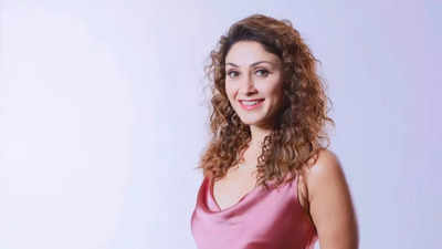 'I'm getting more love for Meghna in 'Jaane Tu...Ya Jaane Na' now, than I got when the film released' - Manjari Fadnnis - Exclusive
