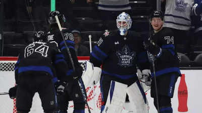 Martin Jones stops 31 shots as Toronto Maple Leafs blank Los Angeles Kings